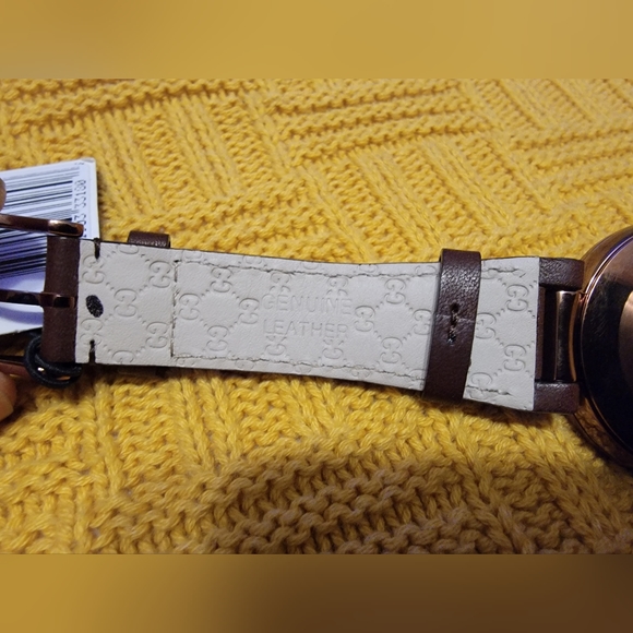 NWT Gucci Interlocking G Brown Dial Brown Leather Strap Women's Watch - Picture 4 of 8